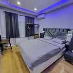Beautiful And Cozy Flat In Istiklal 5